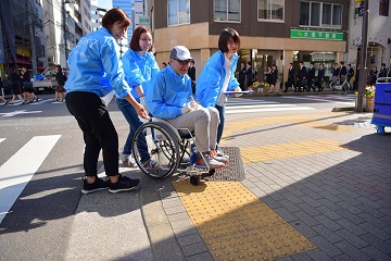 「車いすスポGOMI」の様子（イメージ）