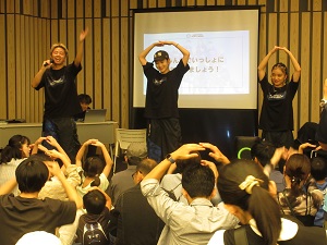 ダンスセミナーの様子（2024としまエコライフフェア写真）