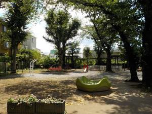 雑司が谷一丁目公園1