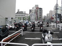 空蝉原動機付自転車駐車場外観写真