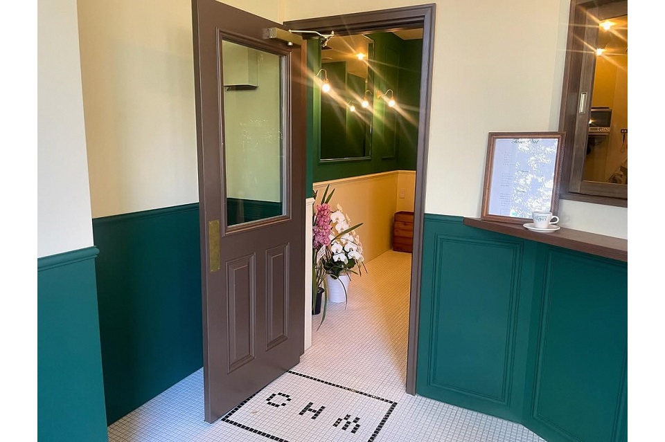 COFFEEMIKEYお店の入り口