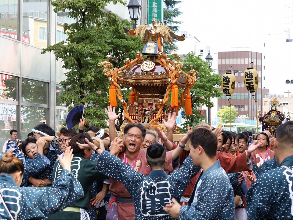 mikoshi_02.jpg