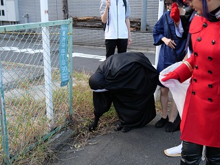 ごみ拾いカオナシ